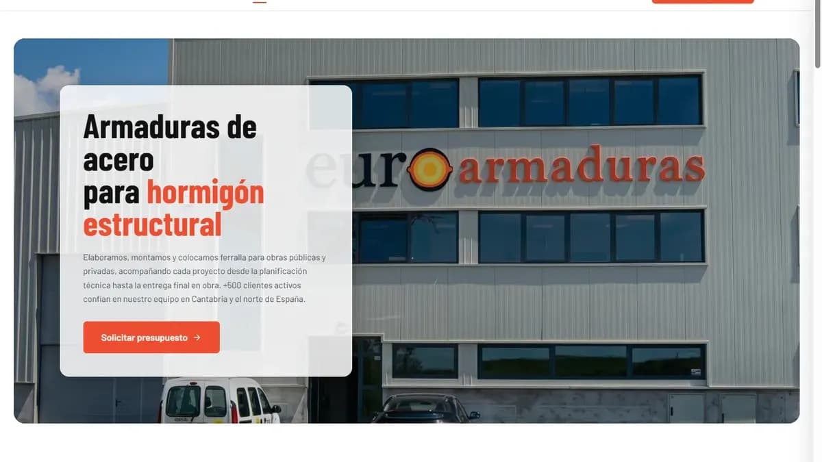 Portada de la web de Euroarmaduras, armaduras de acero para hormigón estructural, con su nave industrial de fondo